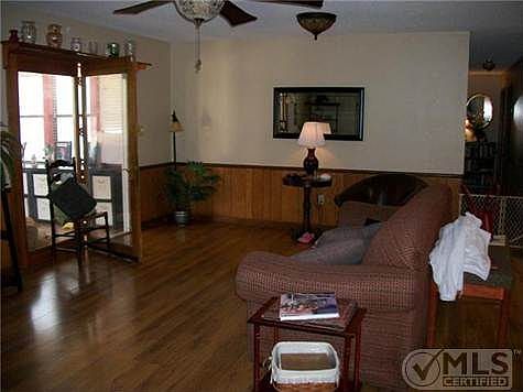2nd image of 35 Hattie Dr