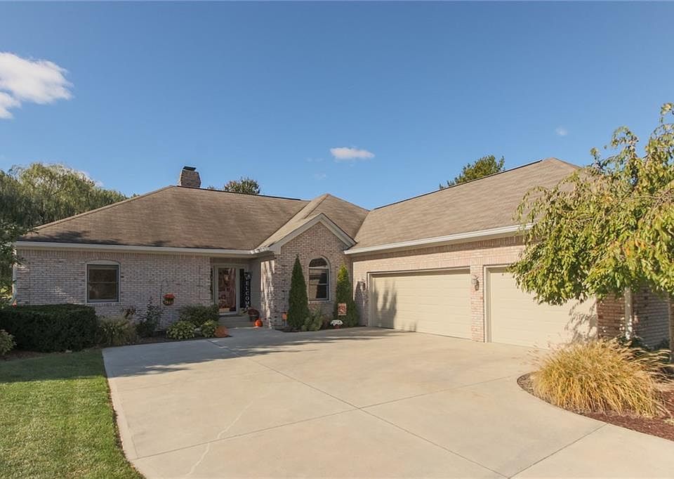 1st image of 181 Crowndale Ct