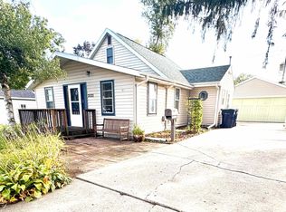 2021 Adel St, Janesville, WI 53546