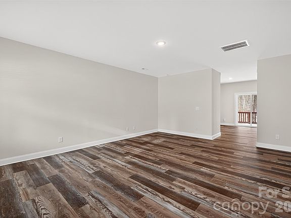 3rd image of 7308 Rothmore St