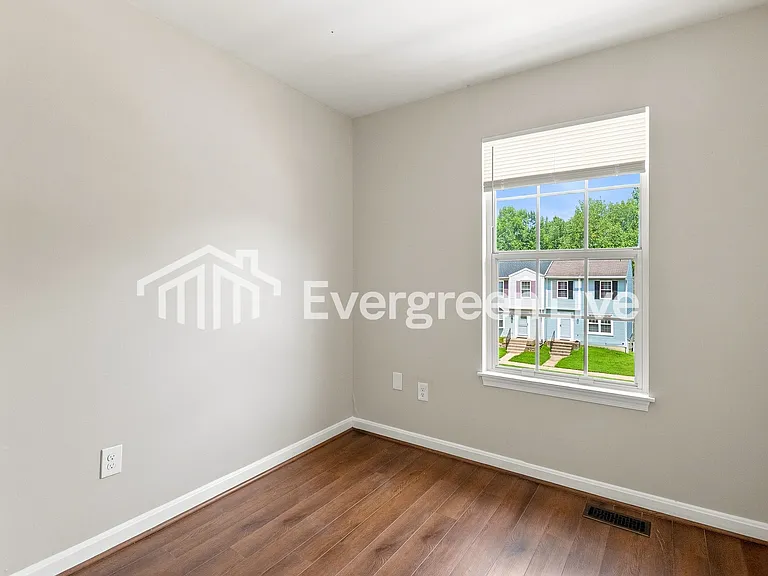 13 Hardwood Dr — Photo 12