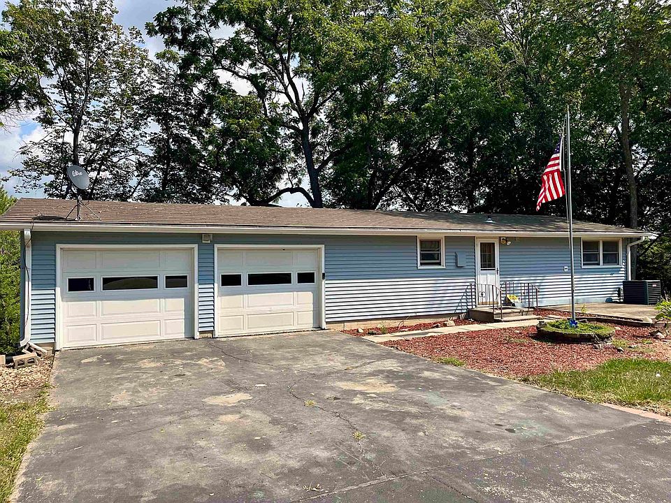 1st image of 106 Cedar Dr