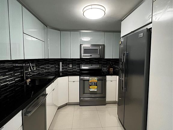 4th image of 1250 S Miami Ave APT 2503