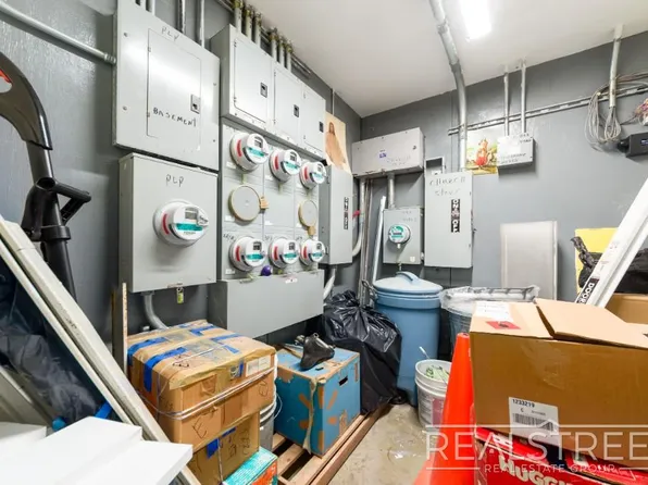 90 Moore Street image 8 of 19