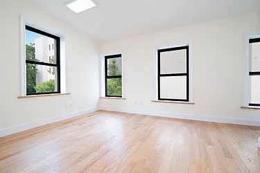 Rented by Weinstein Realty Group