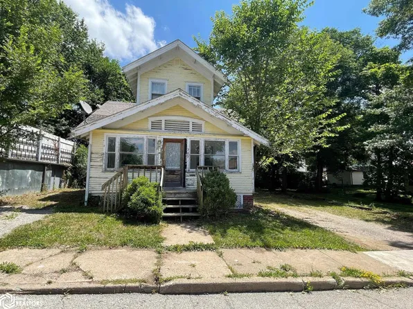 205 S 12th St, Centerville, IA 52544