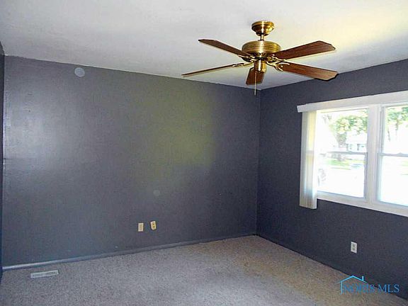 5th image of 3839 Donegal Dr