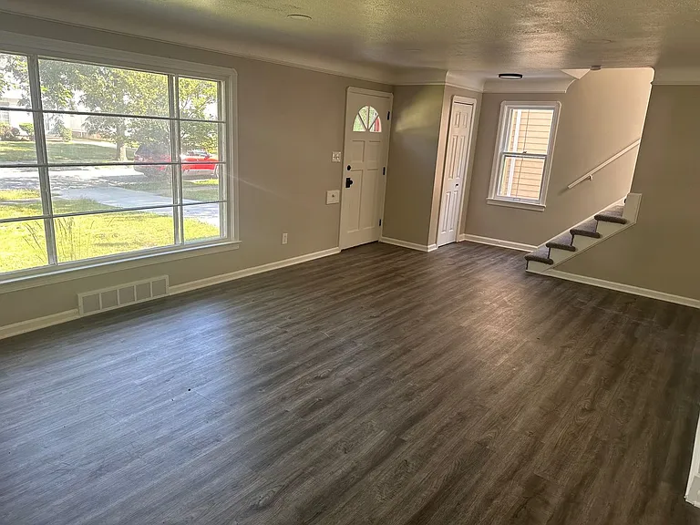 3754 Freemont Rd — Photo 7