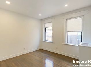 27 Queensberry St #A15, Boston, MA 02215