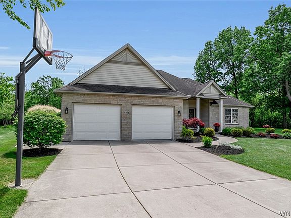 3rd image of 6324 Heritage Point S