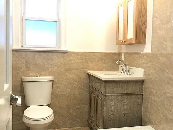 3rd image of 35 Lindsey St #1