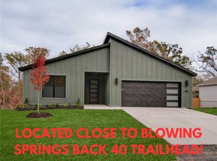 1 Whitby Ln, Bella Vista, AR 72715