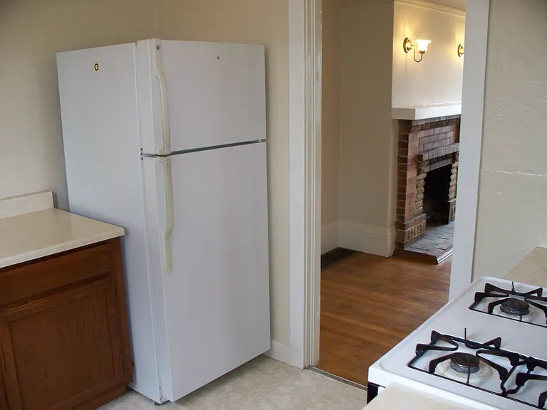 66 Edgar Ave — Photo 7