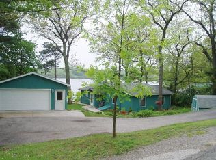 247 E Piney Rd, Manistee, MI 49660