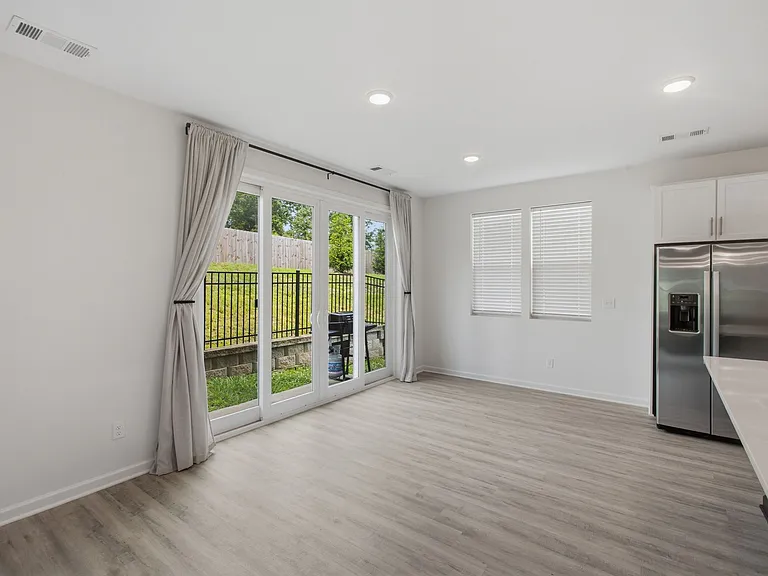121 Timber Crest Trl — Photo 11