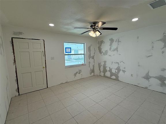 5th image of 4937 HAZNER STREET