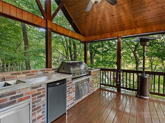 4th image of 289 Spring Meadows Way