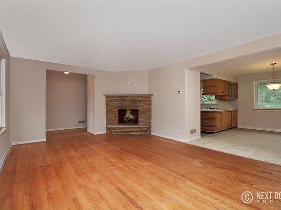 3rd image of 7901 W 127th St