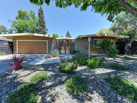 2nd image of 3535 Mesa Verdes Dr