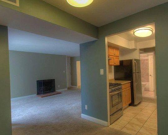 5th image of 101 Duvall Ln