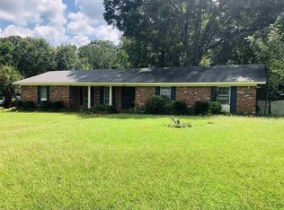 1929 Longwood Dr, Jackson, MS 39212