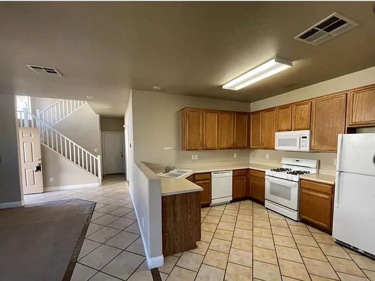 5947 Silver Trace Ct — Photo 8