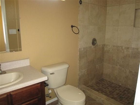5th image of 2388 E Uribe St