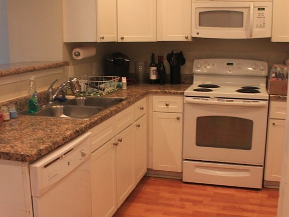 5th image of 1725 Harvey Mitchell Pkwy S APT 225