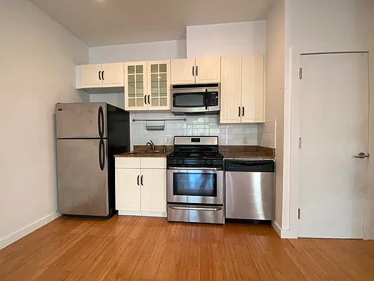 Rented by Bedford 6 Real Estate | media 4