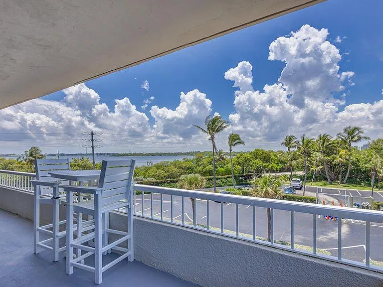 5550 N Ocean Dr #3C — Photo 2