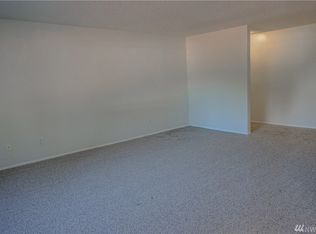 330 Elm St APT 205, Everett, WA 98203