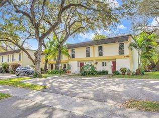 3300 Atlanta St #15F, Hollywood, FL 33021