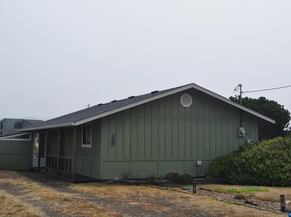 1101 NW Pacific Way, Waldport, OR 97394