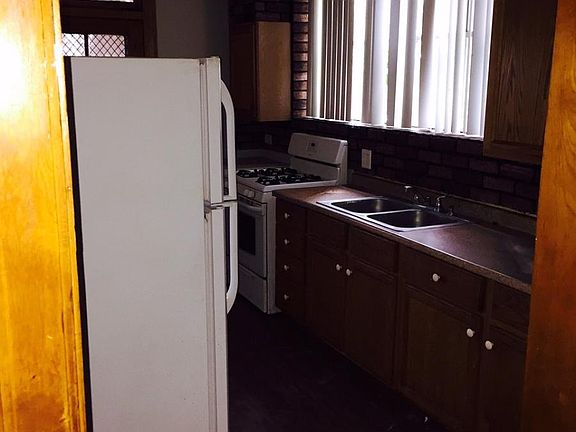 5th image of 7824 S Kingston Ave APT 3