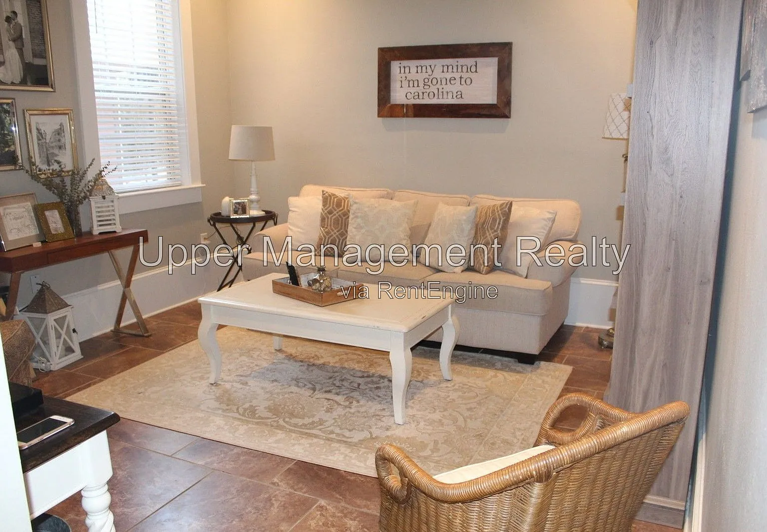 2 bed, 2.0 bath, 1000 sqft, $1,800 — Photo 2