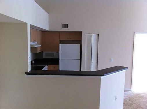 2nd image of 4021 San Marino Blvd APT 303