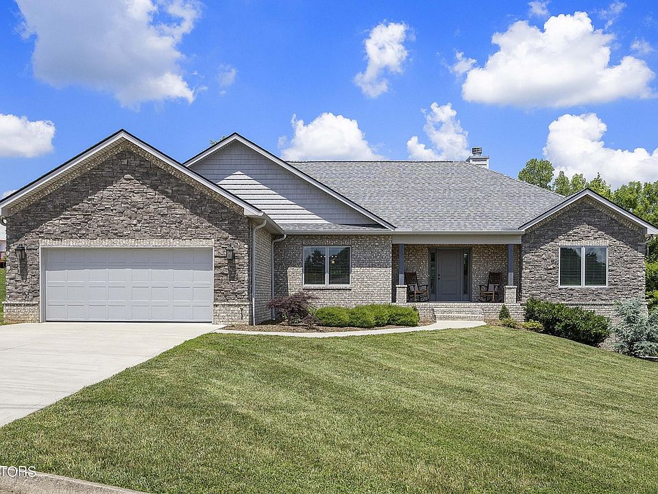 1st image of 2223 Andrea Ln