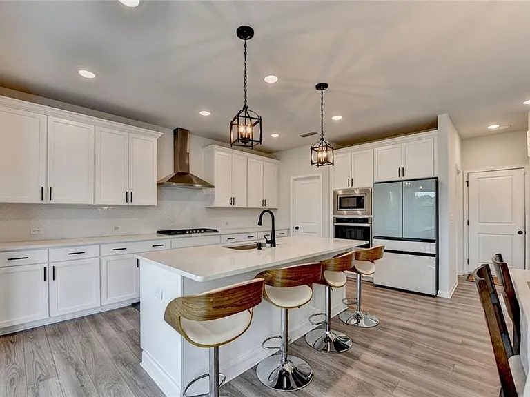 4665 Shipley Ave — Photo 14