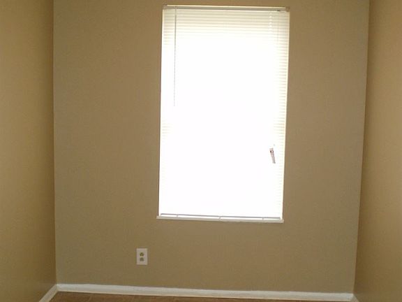 3rd image of 9124 Cedarpark Ln APT C