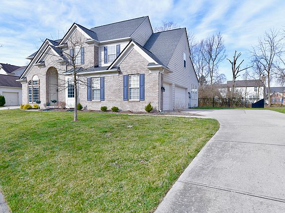 3rd image of 8282 Morel Dr