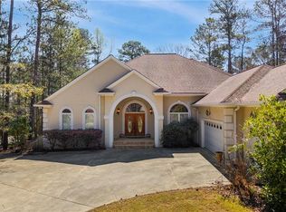 7249 Confederate Ln, Villa Rica, GA 30180