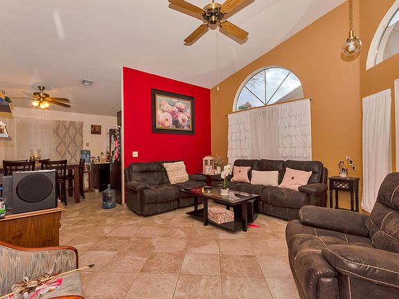 4th image of 3069 W Placita De La Roseta