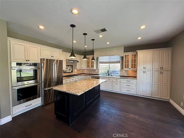 9 Swallows Ln — Photo 2