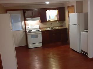 18 1/2 Whitcomb Dr, Binghamton, NY 13901