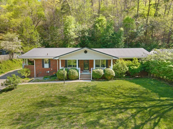 191 Armory Rd, Prestonsburg, KY 41653