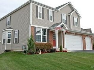 28078 W Cape Cod Ln, Lakemoor, IL 60051