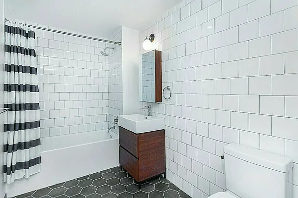 Rented by Living New York | media 35