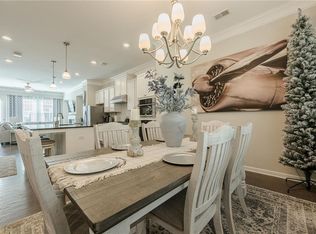 719 Topsail Ln, Alpharetta, GA 30005