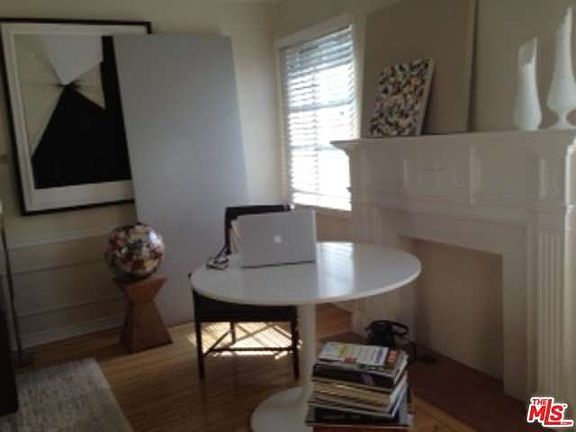 5th image of 9809 Charleville Blvd