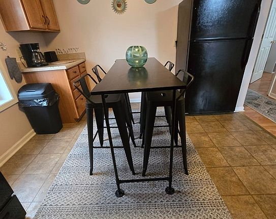 3rd image of 1034 S Brook St #2